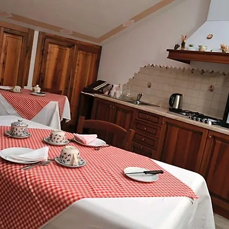 Les Fleurs Bed & Breakfast Gignod