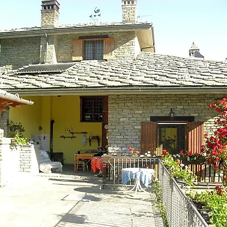 Les Fleurs Bed & Breakfast 3*