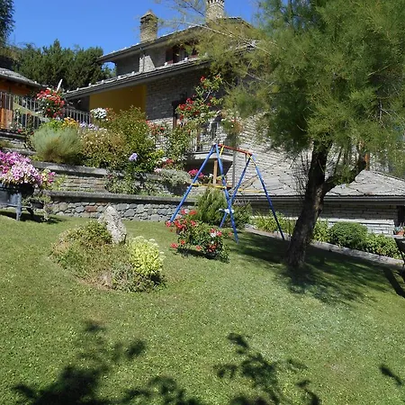 Les Fleurs Bed and breakfast