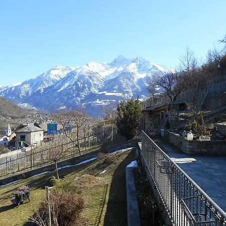 Bed & Breakfast Les Fleurs Gignod