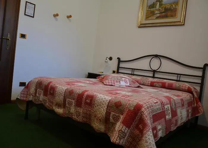 Bed & Breakfast Les Fleurs 3*